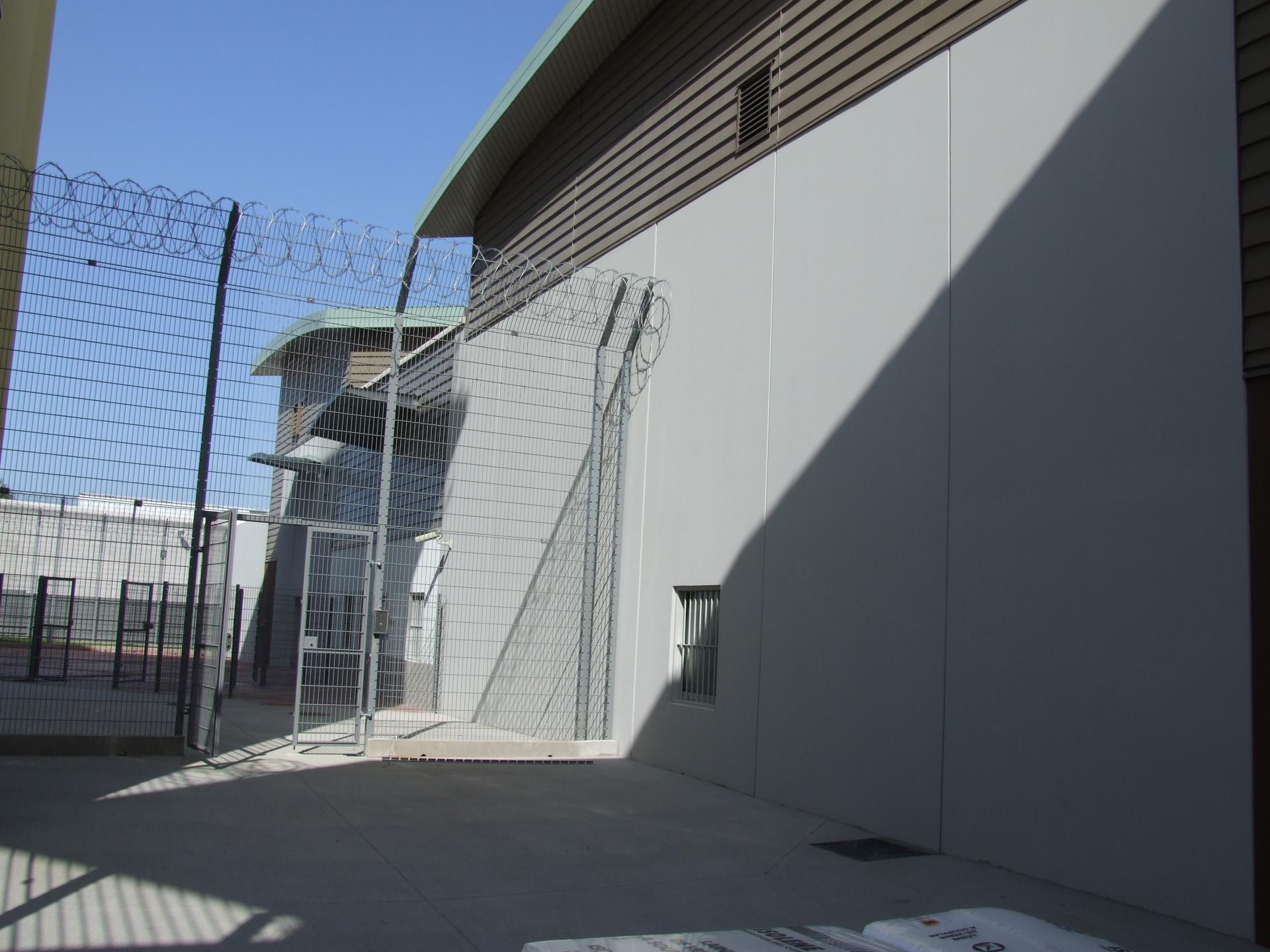 Sofaper construction du centre de detention de roanne 2008 4