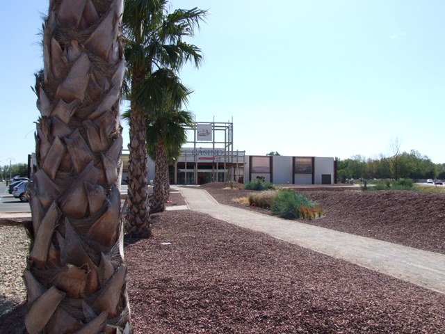 Sofaper casino port camargues lasure et peinture 21