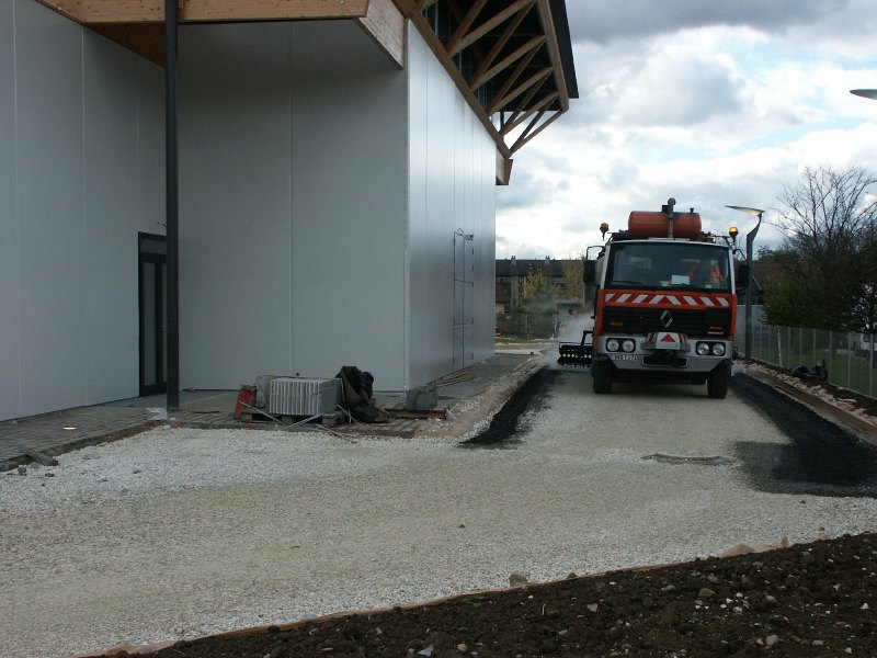 Sofaper chantier de la salle polyvalente de methet lasure prelor 3 sur beton 24