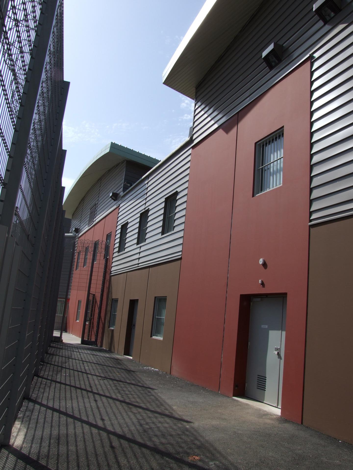 Sofaper construction du centre de detention de roanne 2008 17