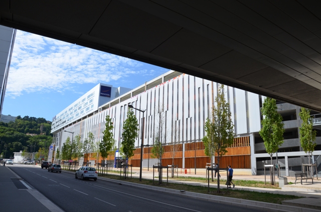Sofaper eiffage centre de loisir et de commerce lyon 23