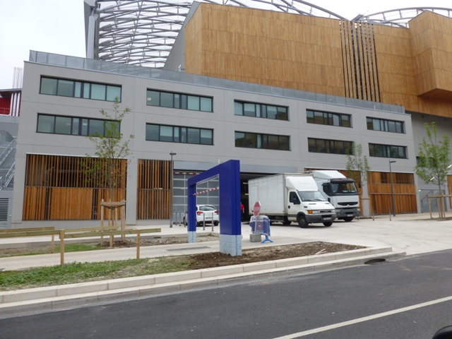 Sofaper eiffage centre de loisir et de commerce lyon 32