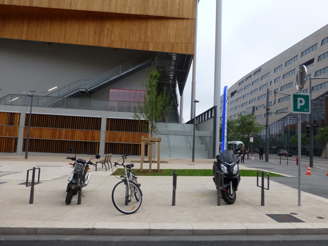 Sofaper eiffage centre de loisir et de commerce lyon 37