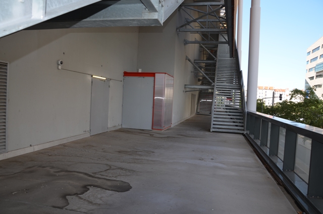 Sofaper eiffage centre de loisir et de commerce lyon 8