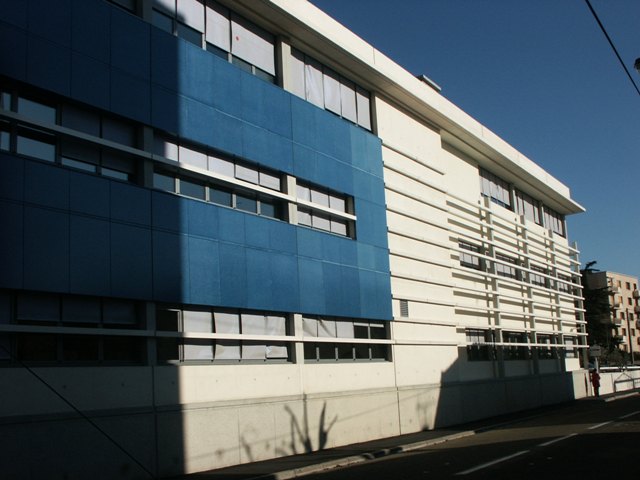 Sofaper eiffage hotel de police de nimes sablage lasure beton et protec hdl 14