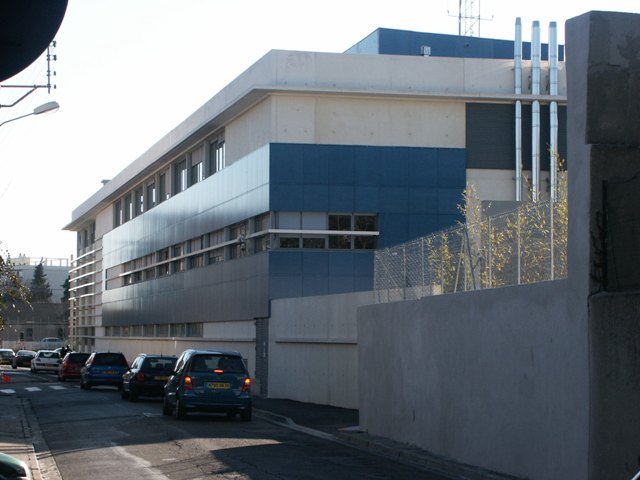 Sofaper eiffage hotel de police de nimes sablage lasure beton et protec hdl 23