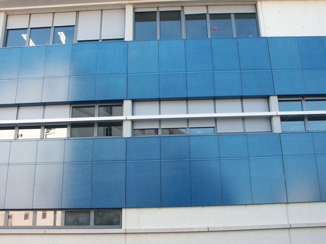 Sofaper eiffage hotel de police de nimes sablage lasure beton et protec hdl 53