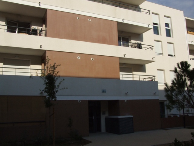 Sofaper eiffage lasure montpellier beton plisse 15