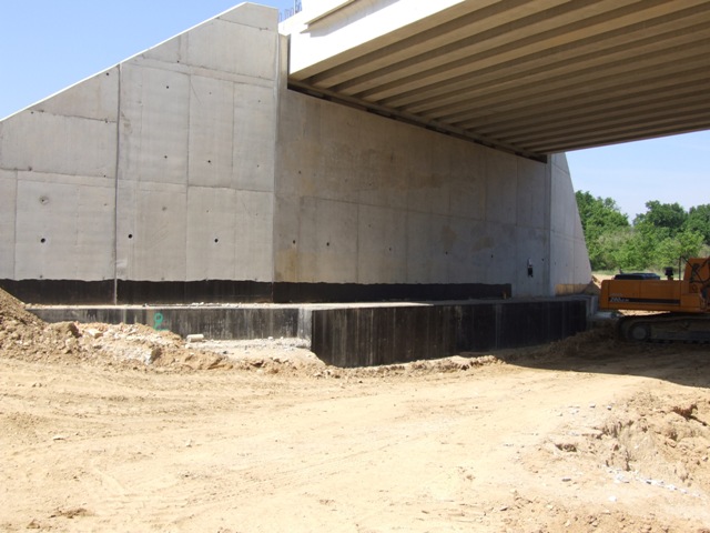 Sofaper eiffage tp chantier lgv perpignan traitement anti graffiti 22