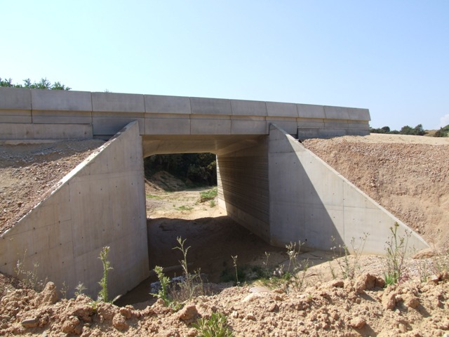 Sofaper eiffage tp chantier lgv perpignan traitement anti graffiti 28
