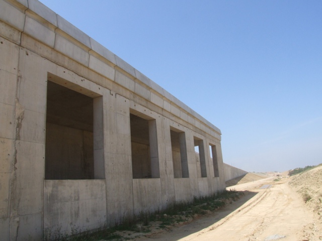 Sofaper eiffage tp chantier lgv perpignan traitement anti graffiti 50