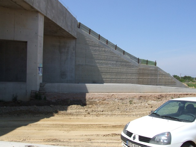 Sofaper eiffage tp chantier lgv perpignan traitement anti graffiti 54