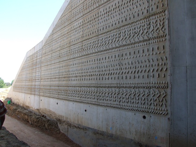 Sofaper eiffage tp chantier lgv perpignan traitement anti graffiti 55