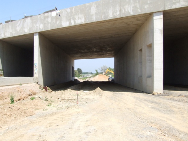 Sofaper eiffage tp chantier lgv perpignan traitement anti graffiti 57