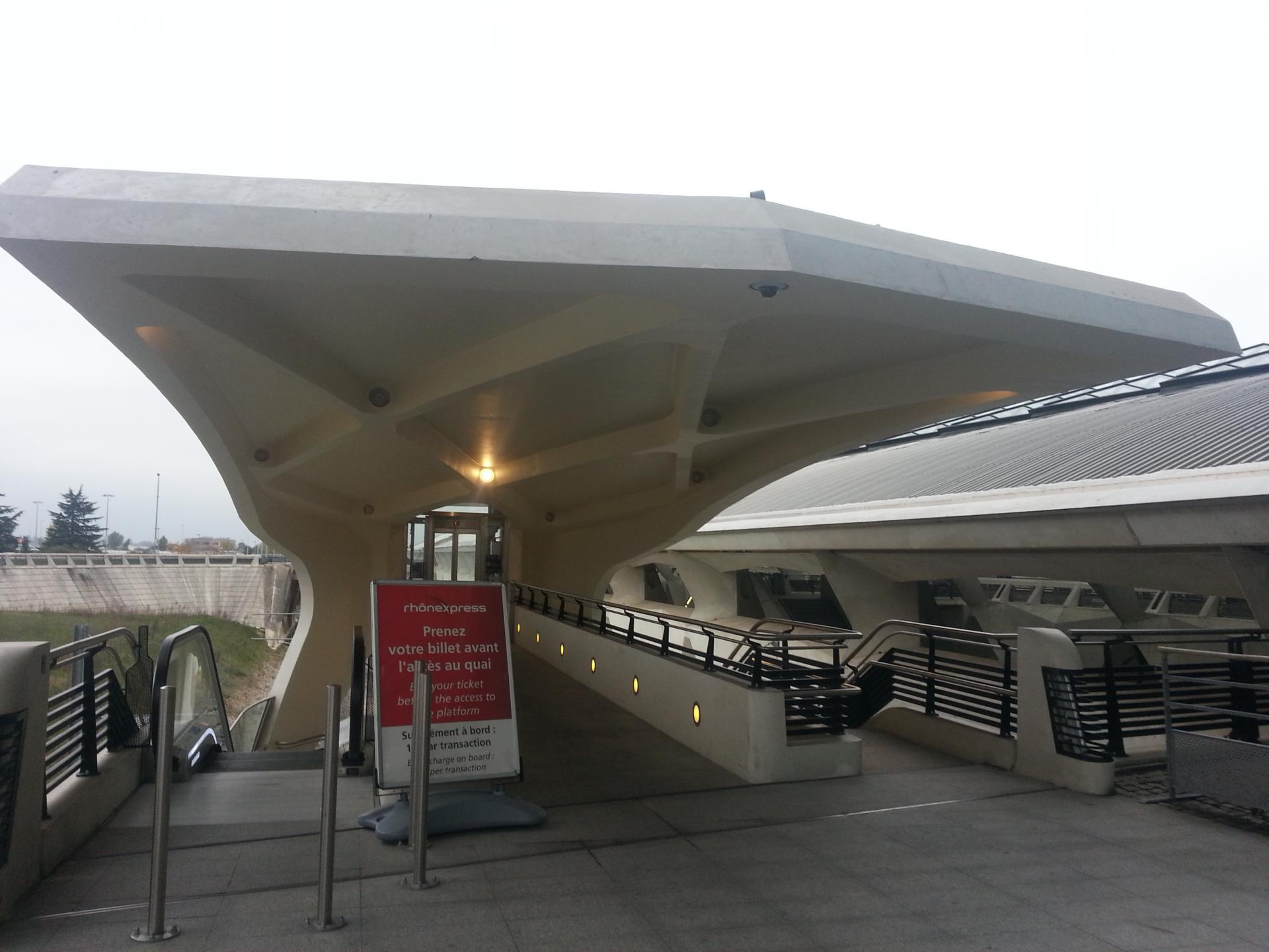 Sofaper gare de lyon satolas 8