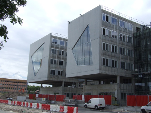 Sofaper gcc chantier du siege du journal le progres a lyon confluence 2