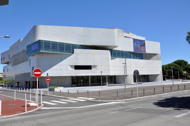 Sofaper spada salle de spectacle d antibes lasure grace pieri 54